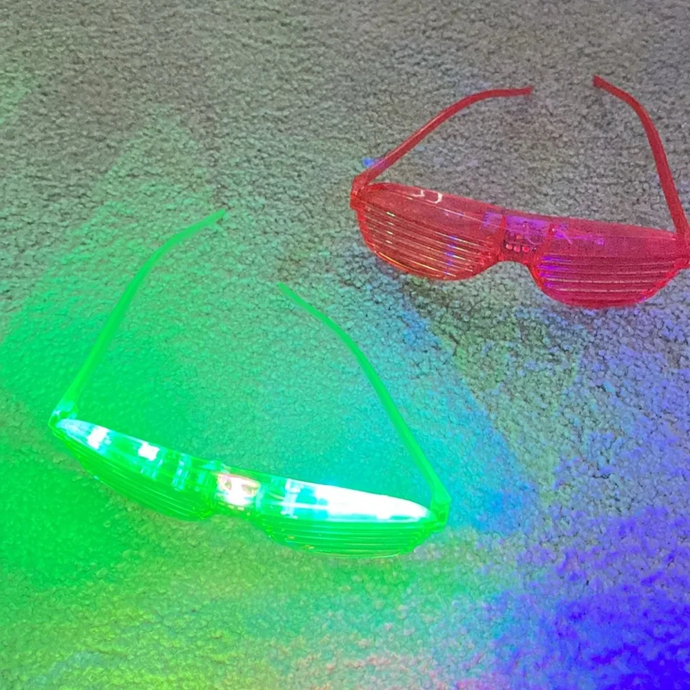 Light up Party pack. Varying settings for flashing or constant on.